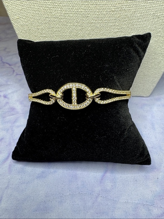 Jewelry - Gold Crystal Link Bracelet - Women's Fashion Jewelry - NWOT